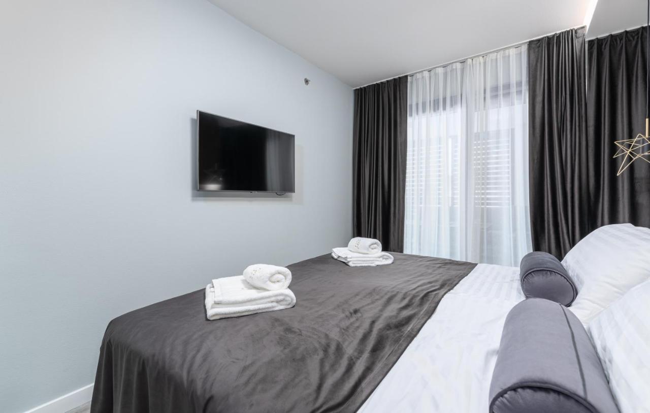 Val Di Bora 2 Appartement Poreč Buitenkant foto